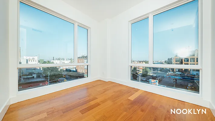 Rented by Nooklyn NYC LLC | media 51