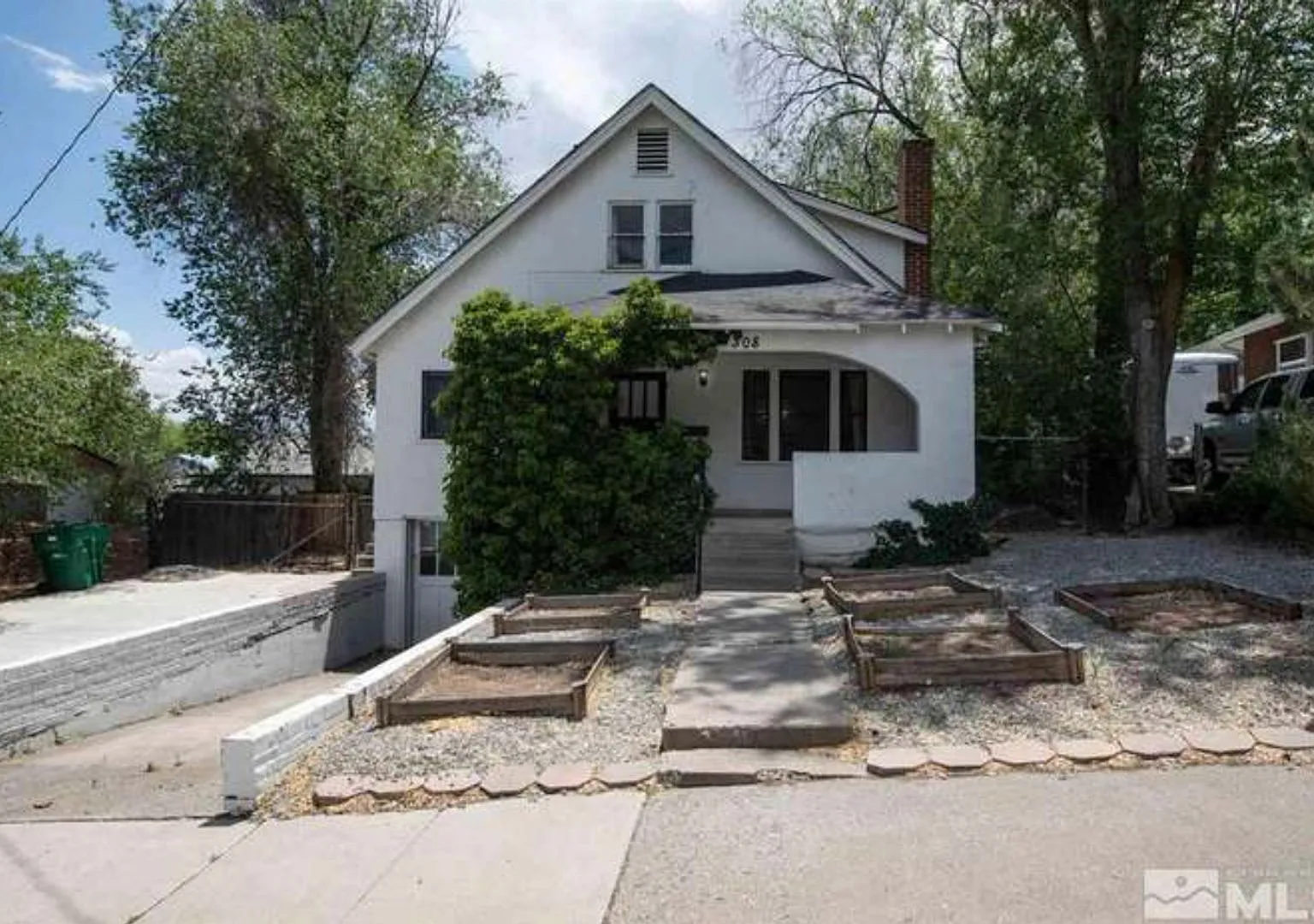 308 College Court — Photo 1