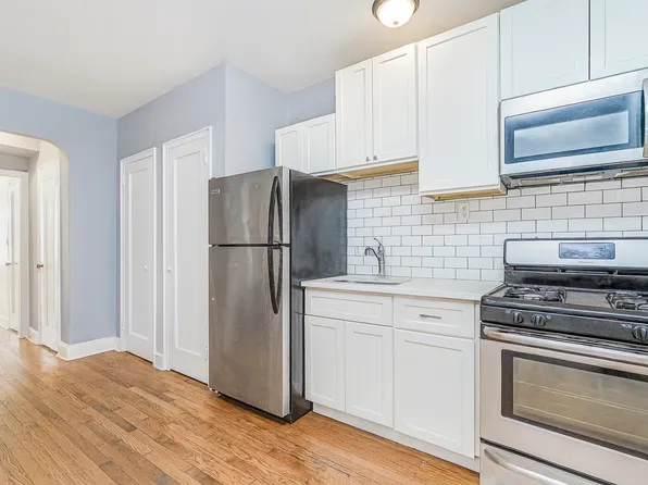 9437 Shore Road image 7 of 22