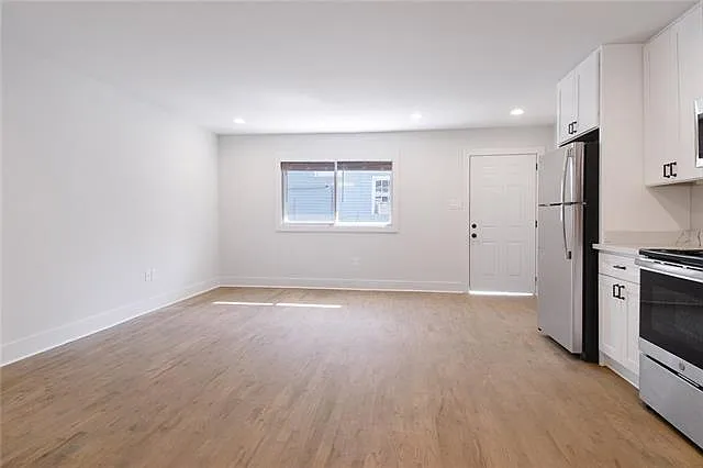 1 bed, 1.0 bath, 595 sqft, $1,395 — Photo 3