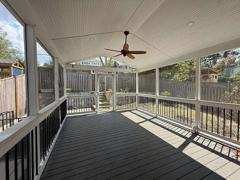 28 Walnut St NW — Photo 12
