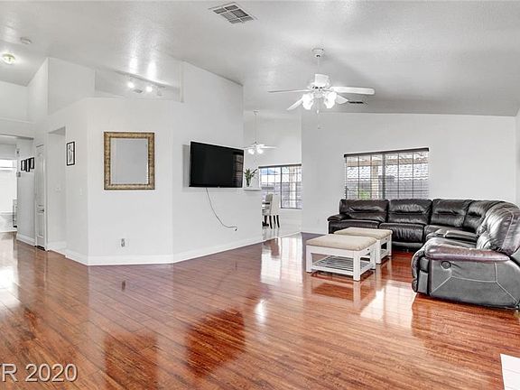 4th image of 4928 Middleham St