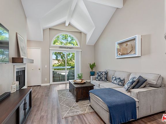3rd image of 26961 Rainbow Glen Dr Unit 734