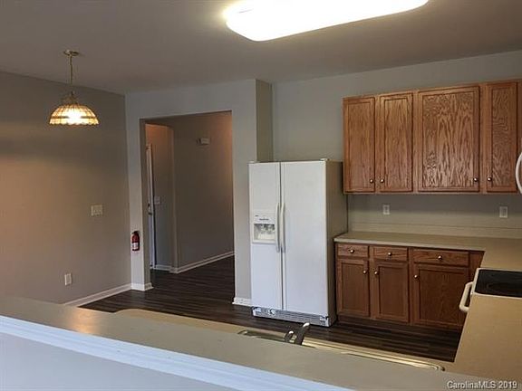 5th image of 124 Zolder Ln