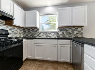 960 Cedar Run Ct NW, Grand Rapids, MI 49534