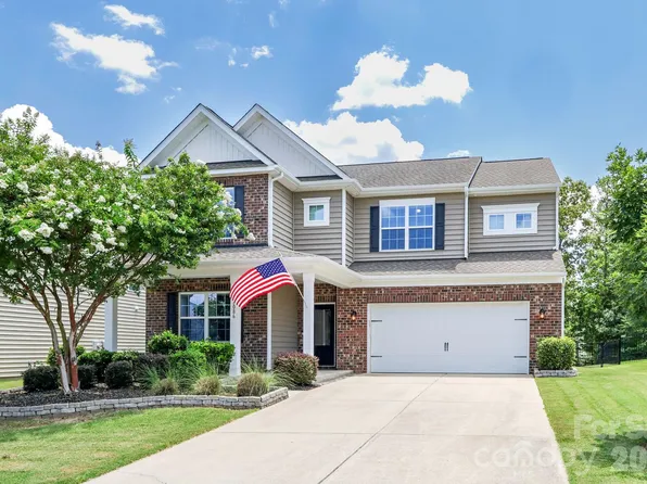 1086 Wallace Lake Rd, Indian Land, SC 29707