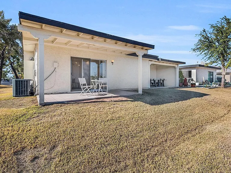 2505 N 61st Way — Photo 26