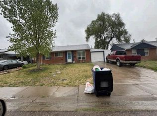 75 Hanson Ln, Pueblo, CO 81001