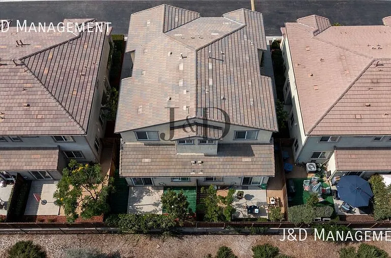 3150-3170 Bancroft Dr — Photo 1