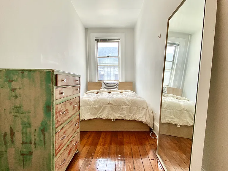 233 Wythe Ave #2 — Photo 3