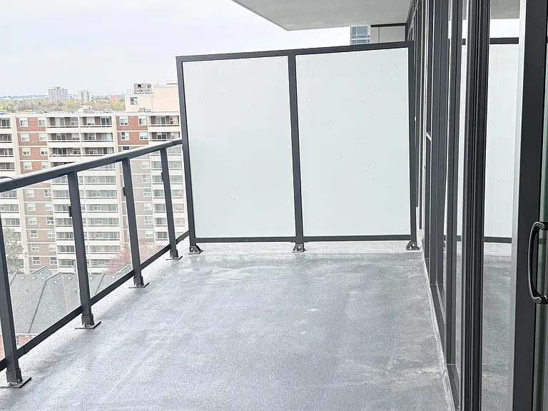 2075 Lakeshore Rd #1011 — Photo 11