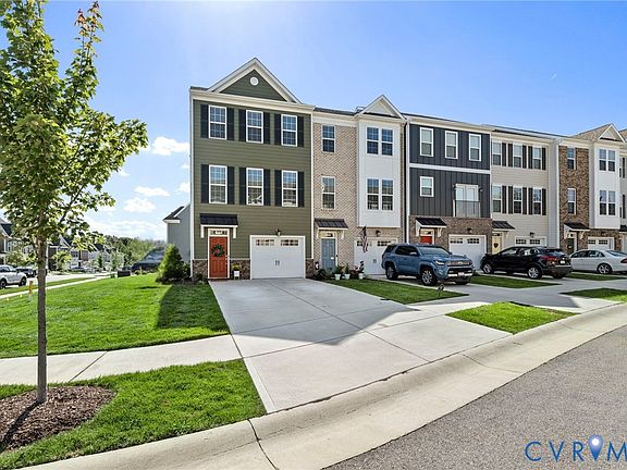 2nd image of 13801 Village View Dr