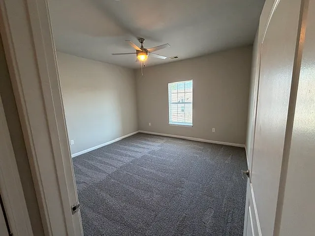 Skyview Dr — Photo 7