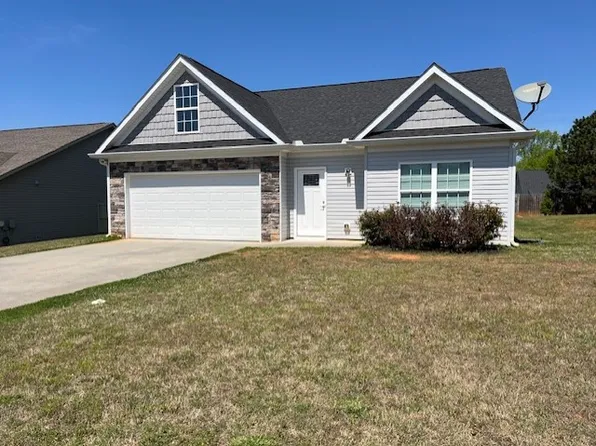 397 Highland Pointe Dr, Alto, GA 30510
