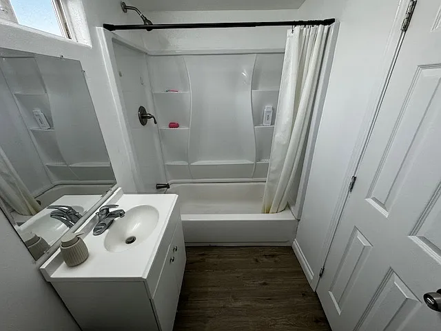 9041 Piedra Ave #1 — Photo 5