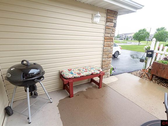 4th image of 120 Sugar Loaf Dr