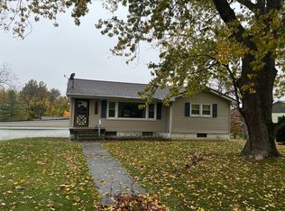 1004 S Timber Ln, Eureka, IL