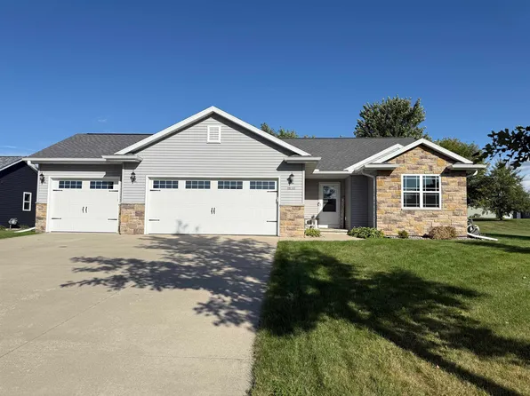 W6127 Sherwood Point Dr, Greenville, WI 54942