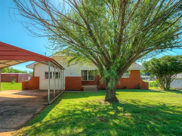 924 N 6th Ave, Purcell, OK 73080