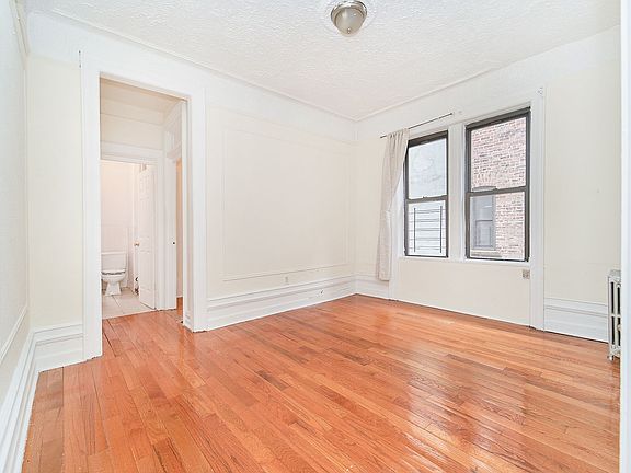 2nd image of 587 W 177th St APT 21
