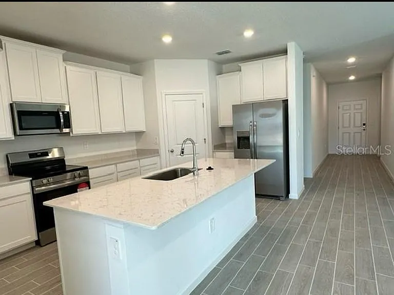 12579 NW 138th Ter — Photo 5