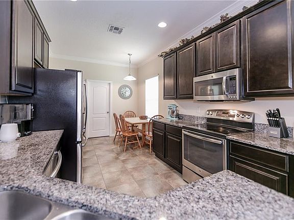 2nd image of 603 Washington Way