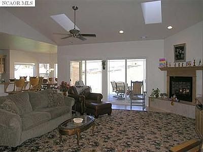2nd image of 10142 Crescenzi Pl