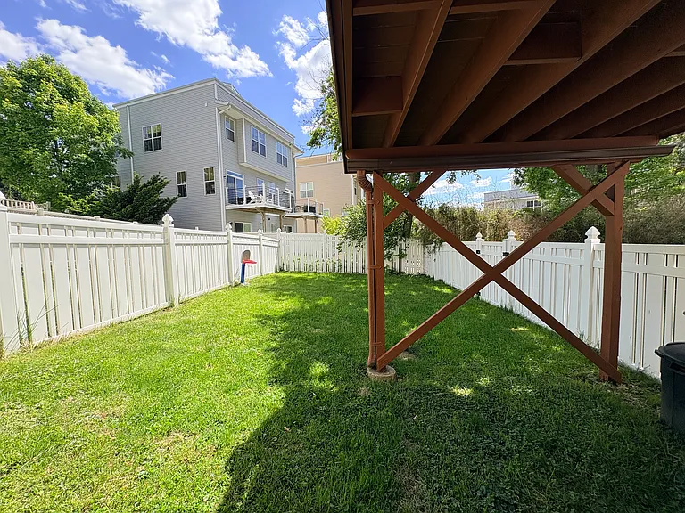 307 Thyme Ln — Photo 32