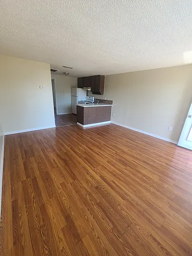 4809 Grand Blvd Photo 1