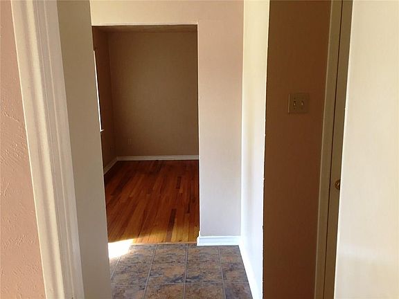 5th image of 1121 Glen Park Dr