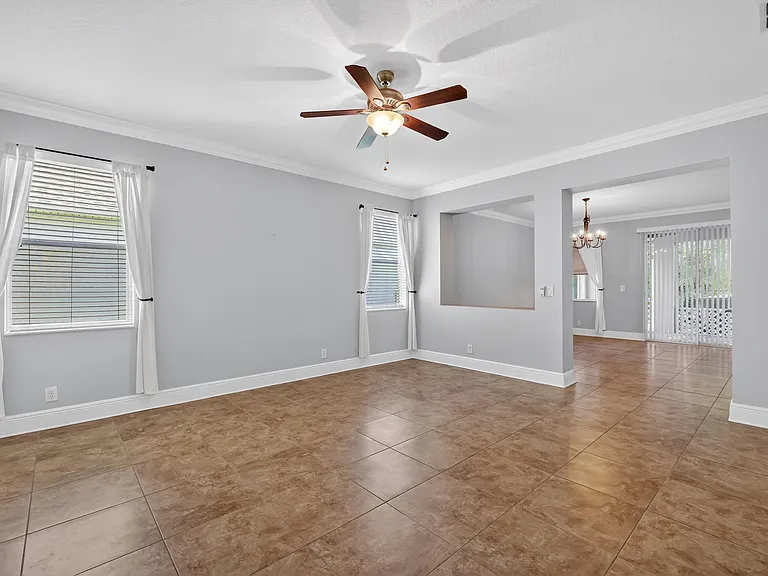7865 15th Ln — Photo 8