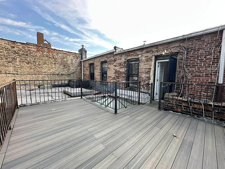 1108 Rogers Ave #2F — Photo 3