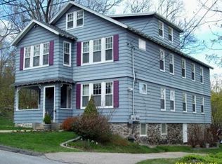 4 Utica Dr, Worcester, MA 01603