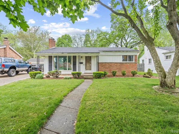 26916 Rouge River Dr, Dearborn Heights, MI 48127