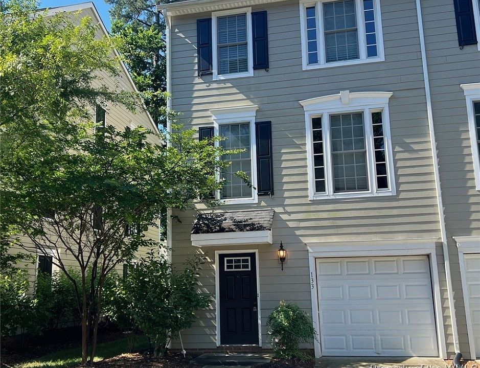 1st image of 133 Parkway Ct