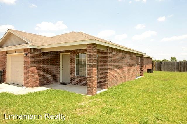 1st image of 5300 Lauren Lea Dr Unit B