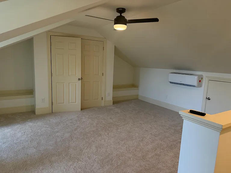 1044 Philpott Dr — Photo 9