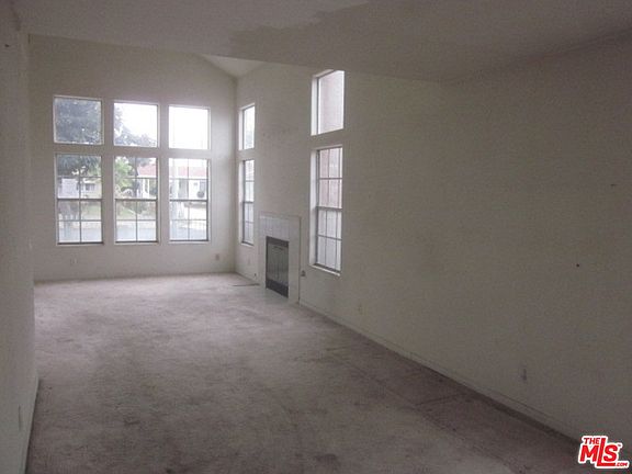 4th image of 1239 N Stimson Ave