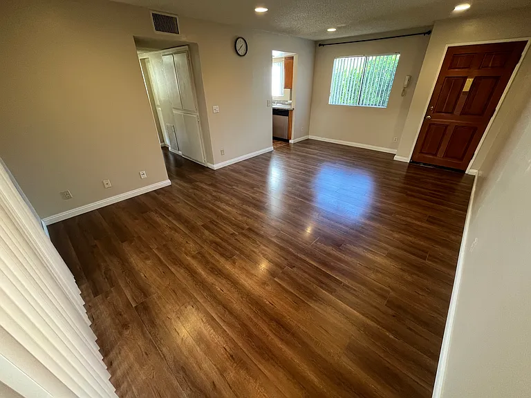 615 Raleigh St #103 — Photo 2