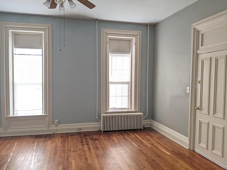 389 S Ohio St #1 — Photo 1