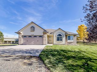 7008 Aztec Dr, Cheyenne, WY 82009