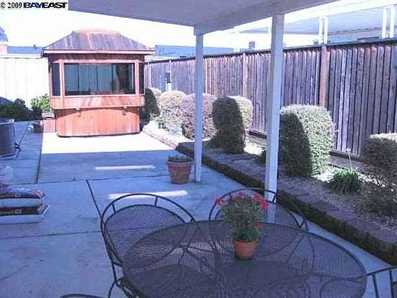 3rd image of 4219 Oakshade Ct