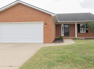4100 Trinity Dr, Newburgh, IN 47630