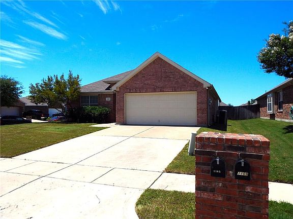 3rd image of 1105 Emerson Dr