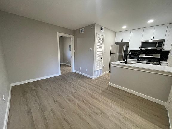 5th image of 4400 1/2 Avenue A