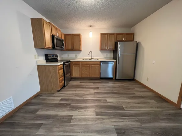 408 McGoodwin Ave #F, Warrensburg, MO 64093