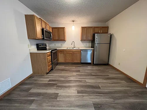 408 McGoodwin Ave #F Photo 1 408 McGoodwin Ave #F Photo 1