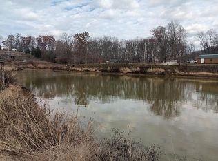 182 King Cemtery Rd, Irvine, KY 40336