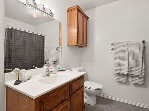 5th image of 416-422 Gastel Cir