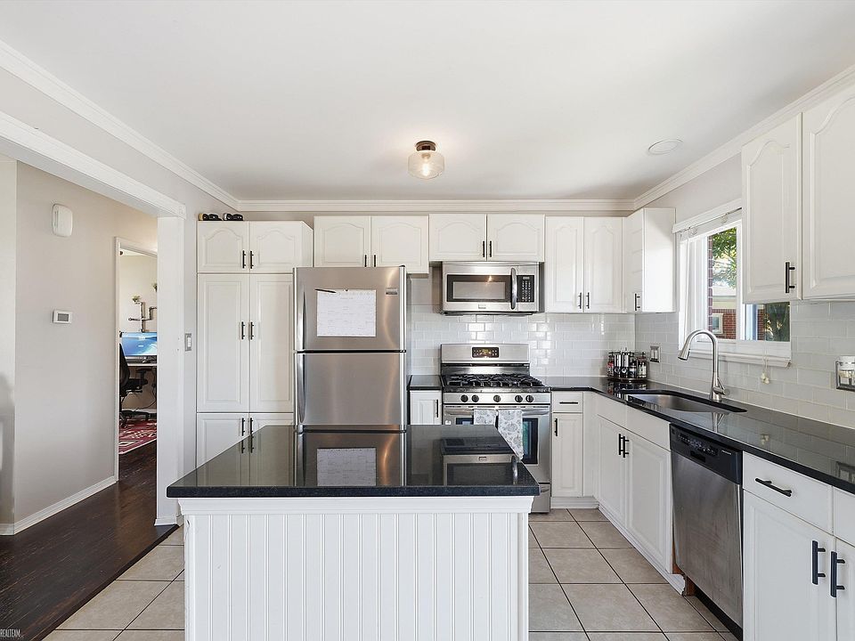 28111 Cunningham Dr, photo 8